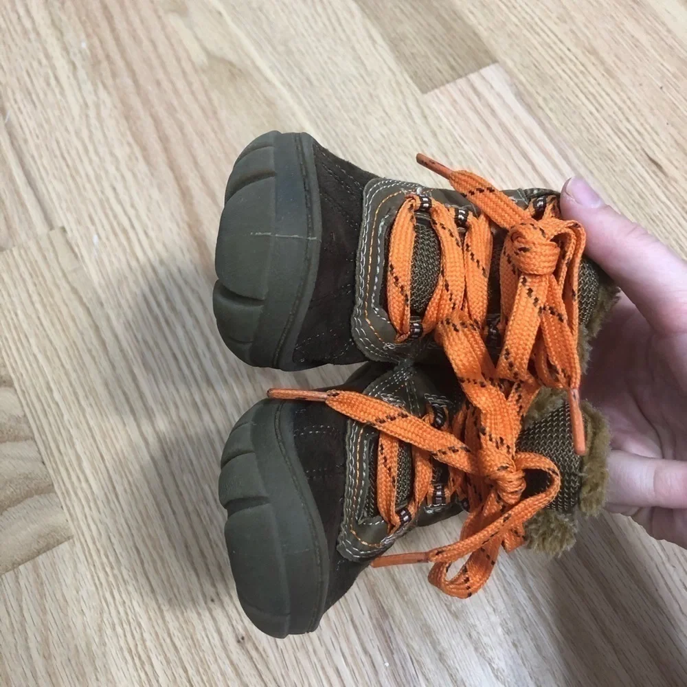 Osh Kosh B’gosh Faux Fur Lined Brown Boots Sz 7